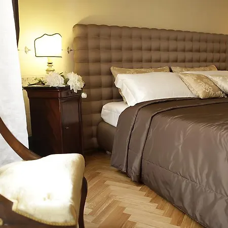 Bed & Breakfast Residenza D'epoca -santa Caterina 3*